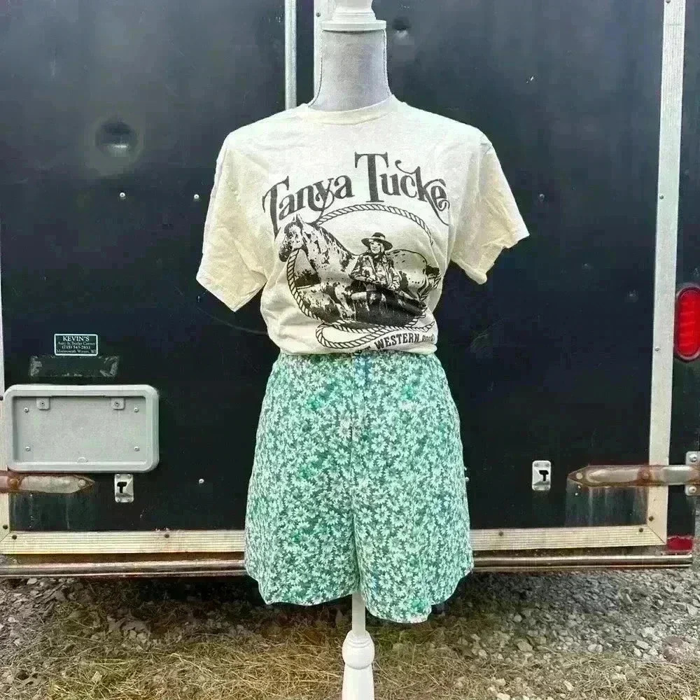 Lizsport shorts. Vintage. Granny Core. Floral. Pockets - Picture 3 of 7